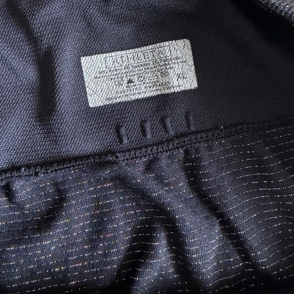 ATHLETA 7/8 Leggings Stretchy Activewear Yoga Black Metallic Silver Stripe XL - Picture 2 of 4